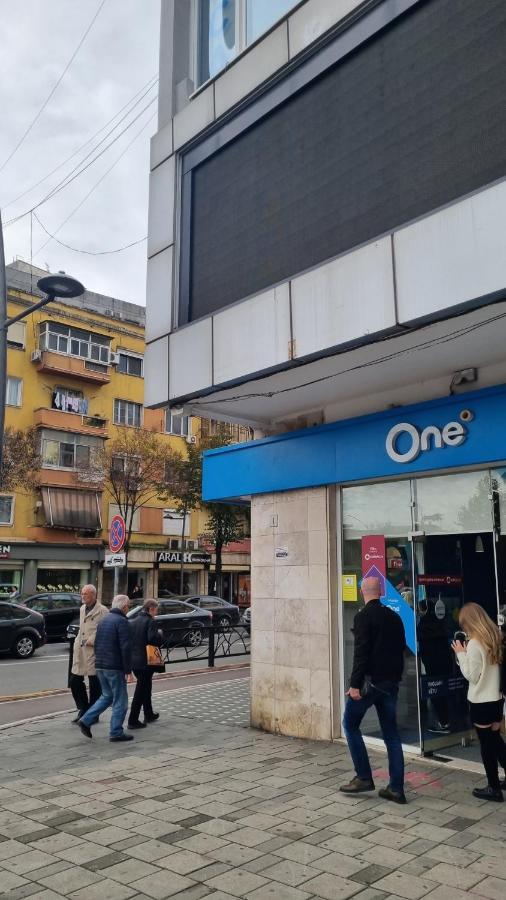 11 Steps' Lovely Studio In The Center Tirana Exterior photo